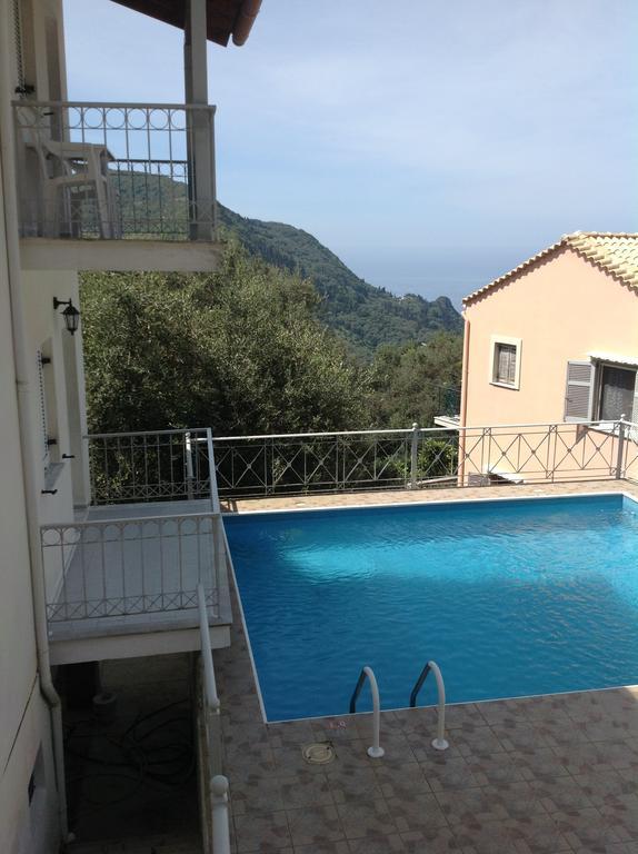 Apartment Steve Ano Garouna
